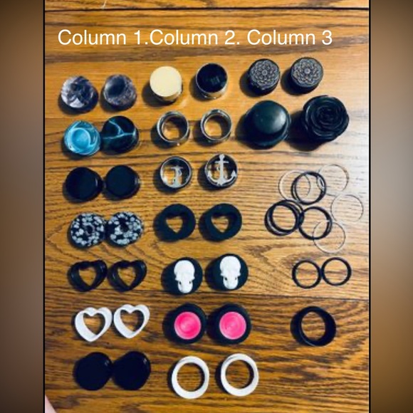 Lot of 1 inch earrings *Some one of a kind - Picture 2 of 2